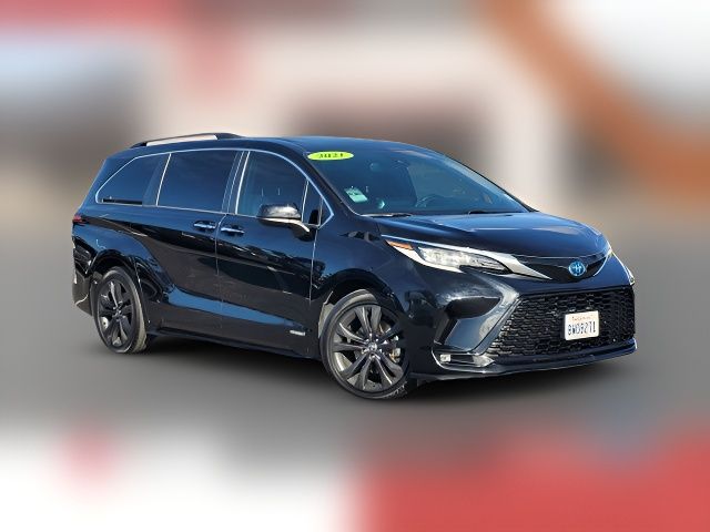 2021 Toyota Sienna XSE