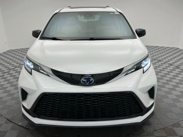 2021 Toyota Sienna XSE