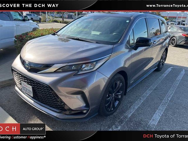 2021 Toyota Sienna XSE