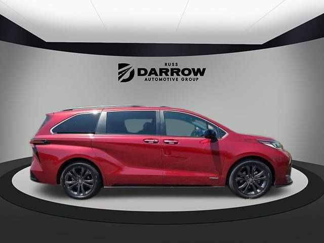 2021 Toyota Sienna XSE