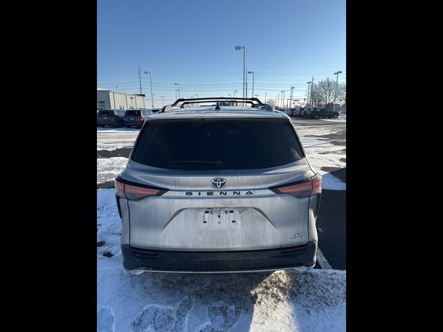 2021 Toyota Sienna XSE