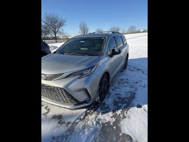 2021 Toyota Sienna XSE