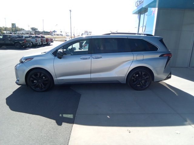 2021 Toyota Sienna XSE