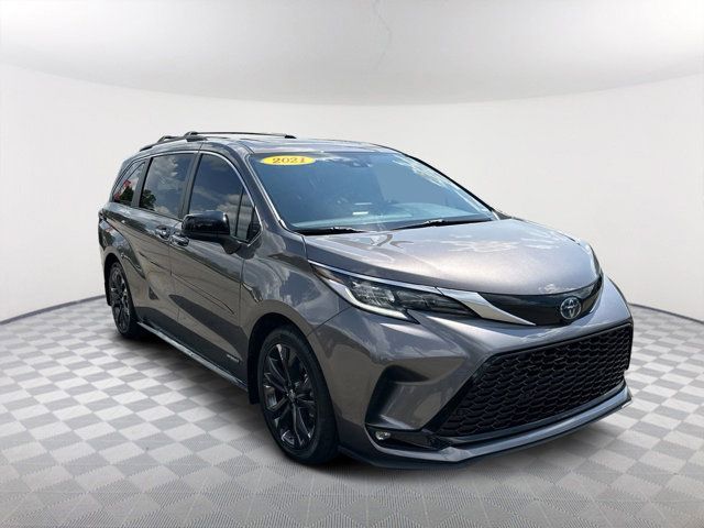 2021 Toyota Sienna XSE