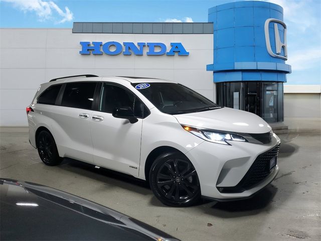 2021 Toyota Sienna XSE