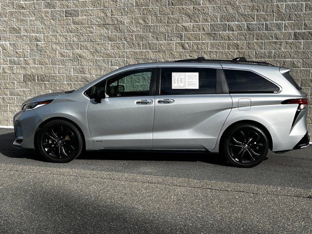 2021 Toyota Sienna XSE