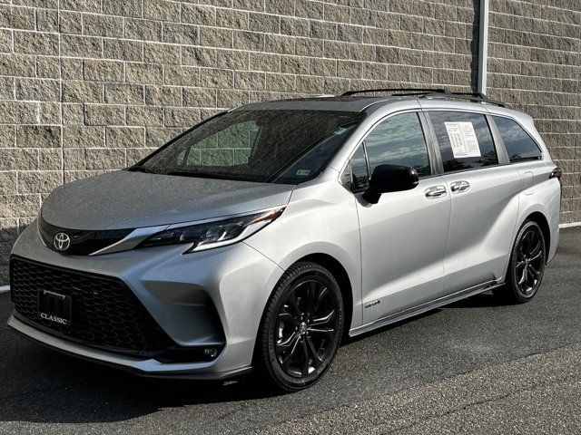 2021 Toyota Sienna XSE