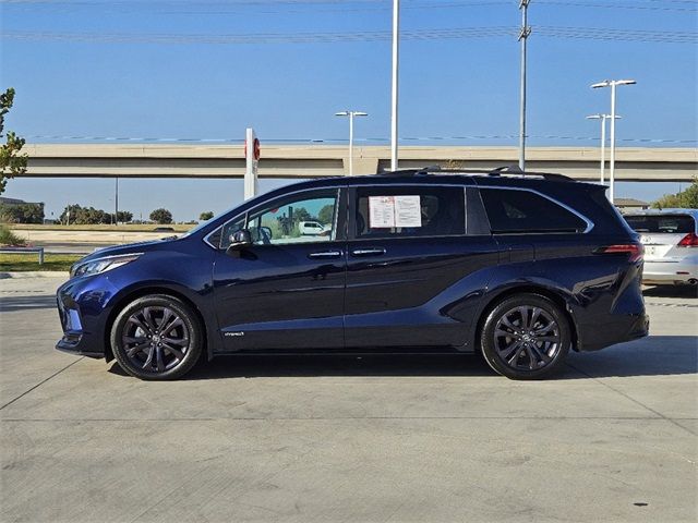 2021 Toyota Sienna XSE