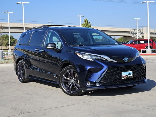 2021 Toyota Sienna XSE