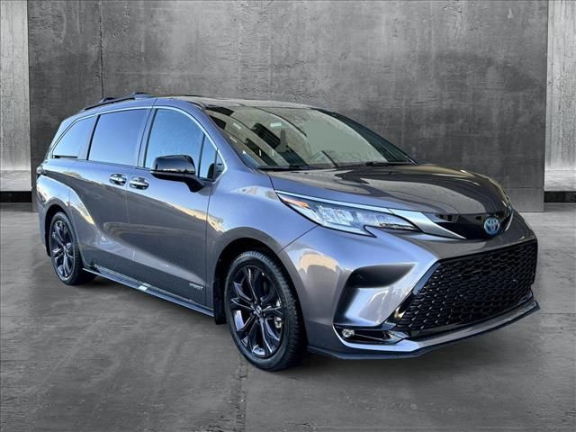 2021 Toyota Sienna XSE