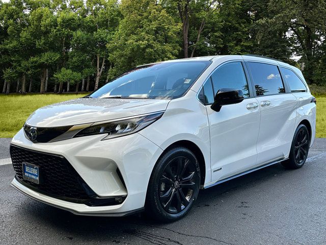 2021 Toyota Sienna XSE