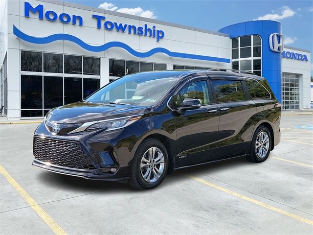 2021 Toyota Sienna XSE