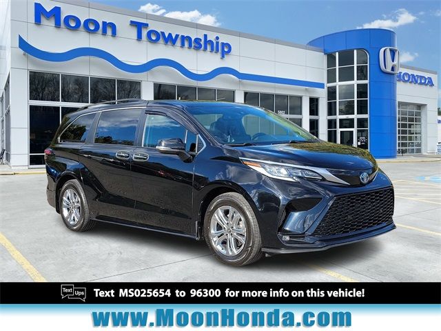 2021 Toyota Sienna XSE