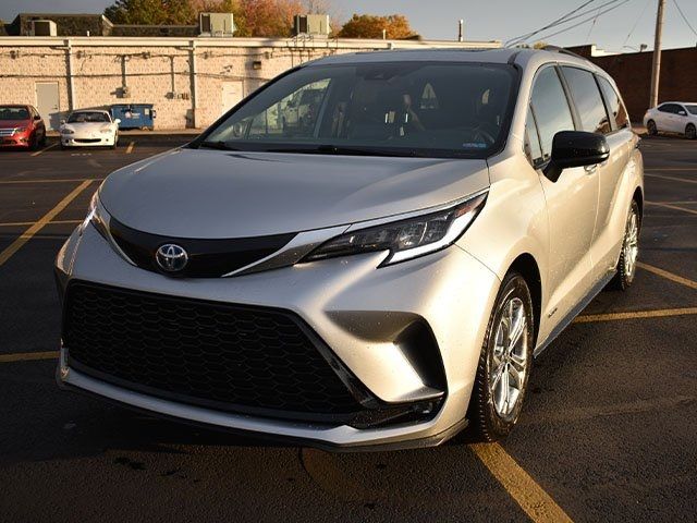 2021 Toyota Sienna XSE