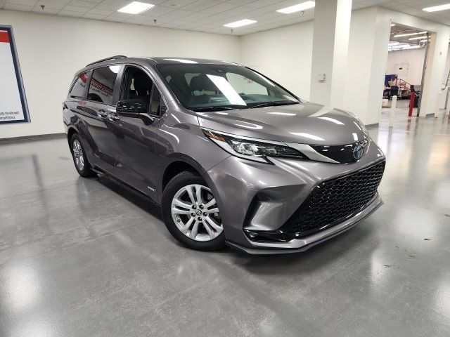 2021 Toyota Sienna XSE