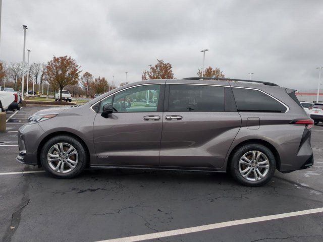 2021 Toyota Sienna XSE