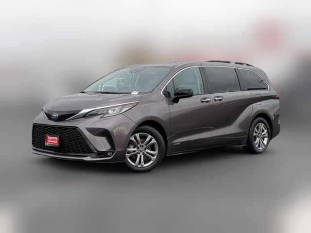 2021 Toyota Sienna XSE