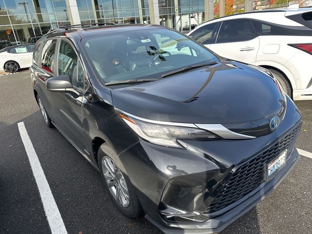 2021 Toyota Sienna XSE