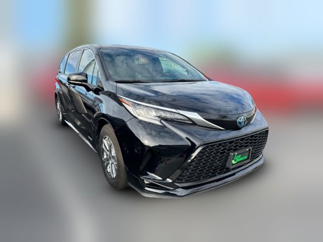 2021 Toyota Sienna XSE