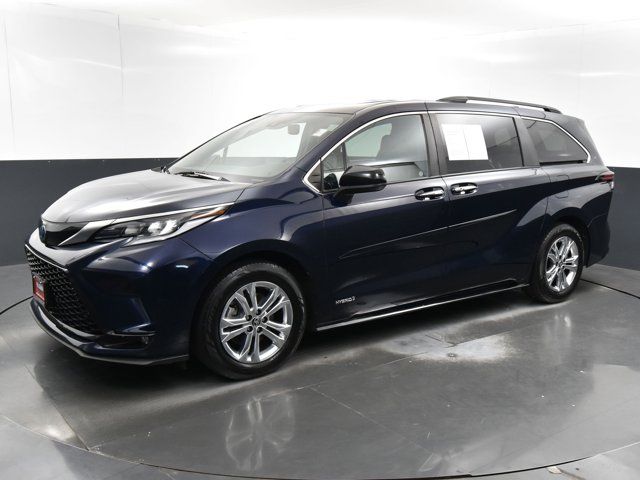 2021 Toyota Sienna XSE