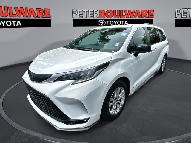 2021 Toyota Sienna XSE