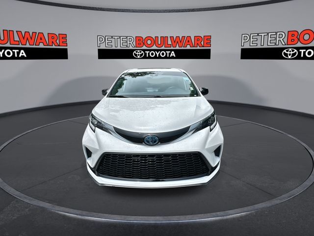 2021 Toyota Sienna XSE