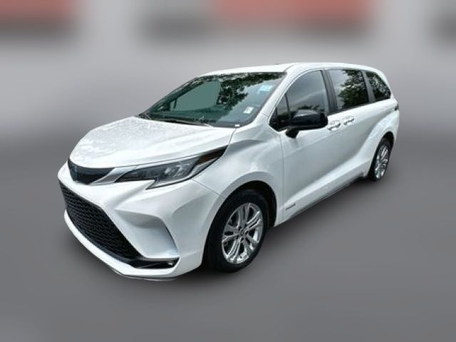 2021 Toyota Sienna XSE