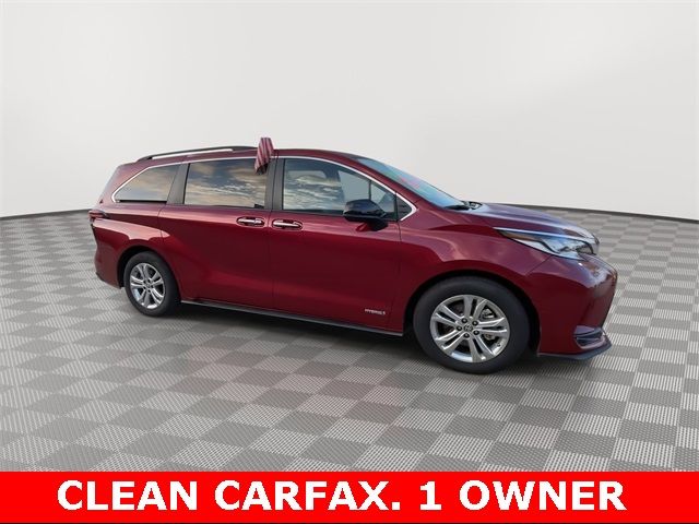 2021 Toyota Sienna XSE