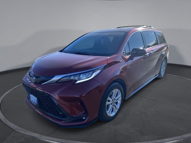 2021 Toyota Sienna XSE