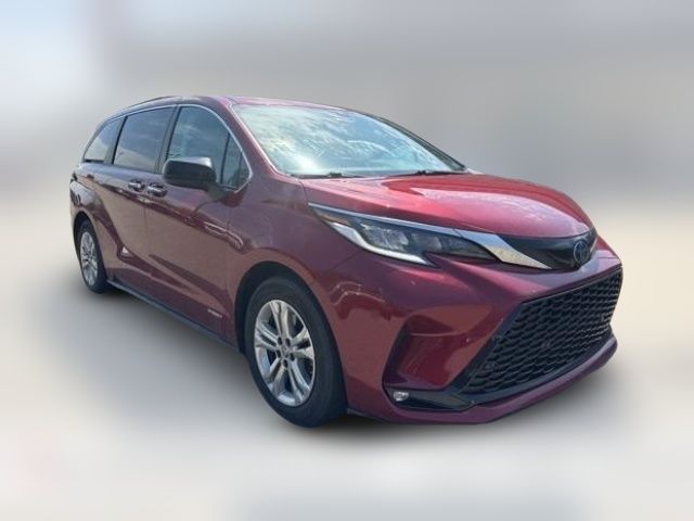 2021 Toyota Sienna XSE