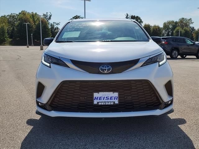 2021 Toyota Sienna XSE