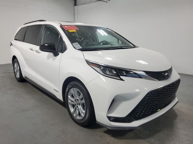 2021 Toyota Sienna XSE