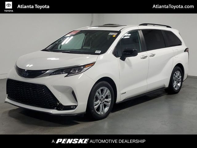 2021 Toyota Sienna XSE