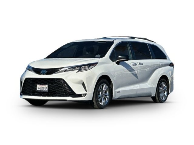 2021 Toyota Sienna XSE