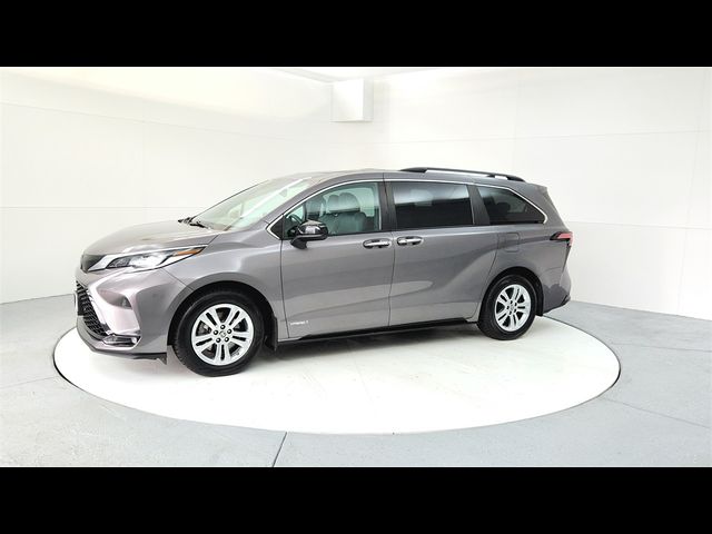 2021 Toyota Sienna XSE