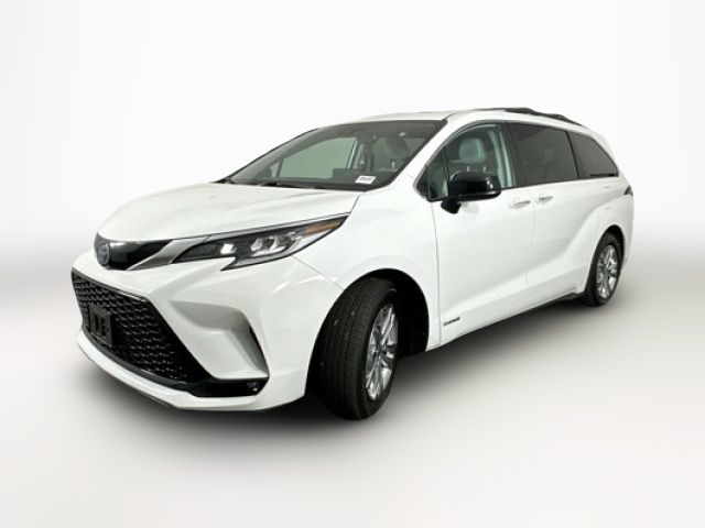 2021 Toyota Sienna XSE