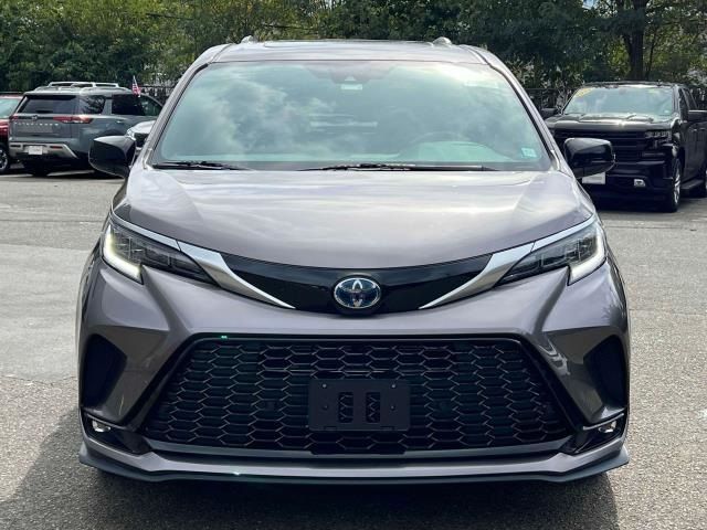 2021 Toyota Sienna XSE