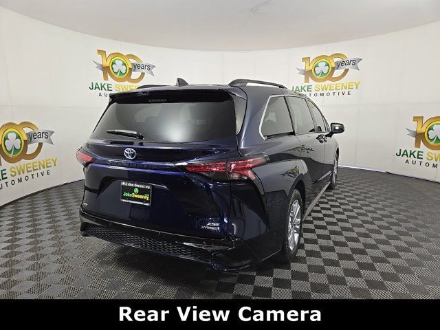 2021 Toyota Sienna XSE