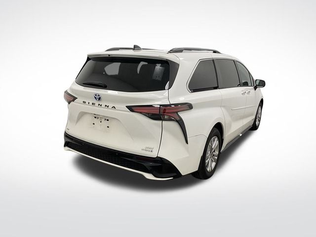 2021 Toyota Sienna XSE