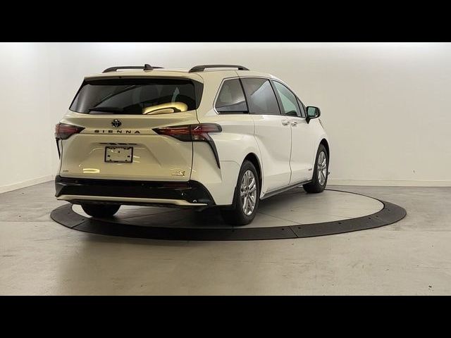 2021 Toyota Sienna XSE