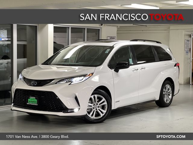 2021 Toyota Sienna XSE