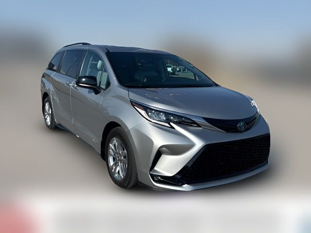 2021 Toyota Sienna XSE