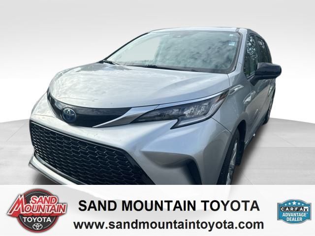 2021 Toyota Sienna XSE