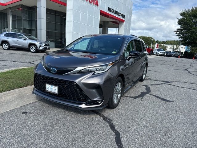 2021 Toyota Sienna XSE