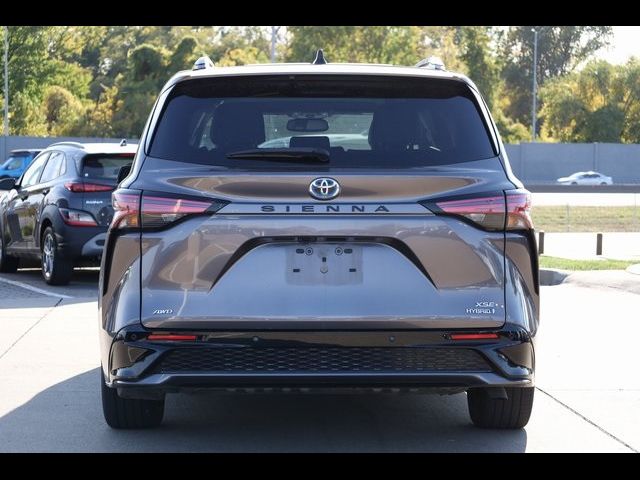 2021 Toyota Sienna XSE