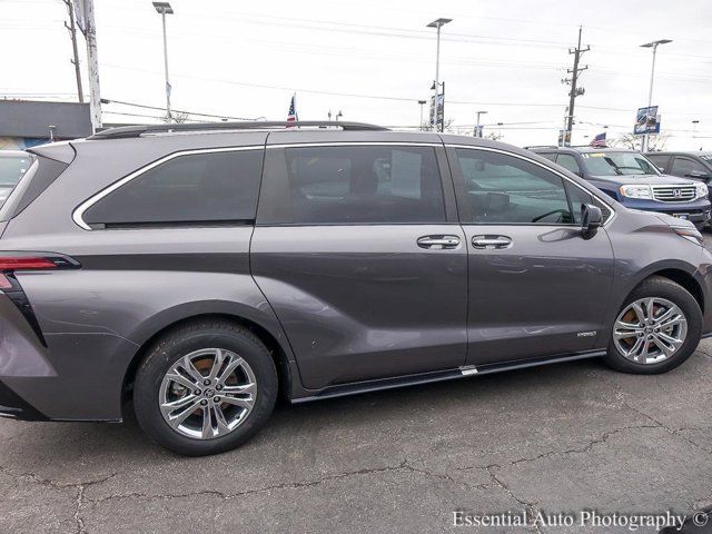 2021 Toyota Sienna XSE