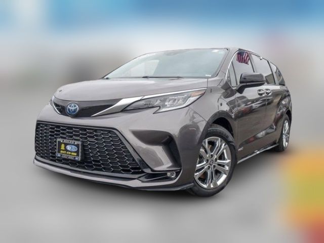 2021 Toyota Sienna XSE