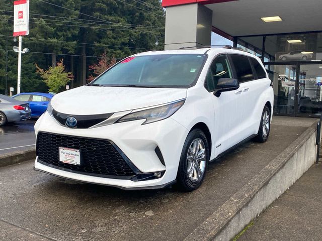 2021 Toyota Sienna XSE