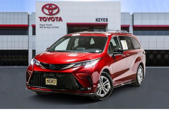 2021 Toyota Sienna XSE