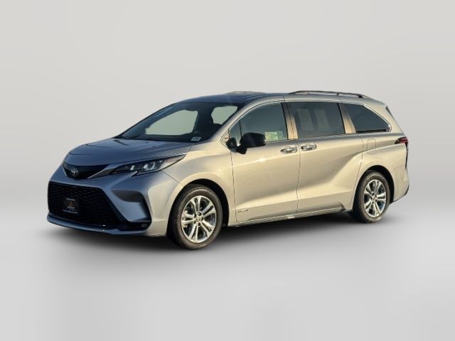 2021 Toyota Sienna XSE